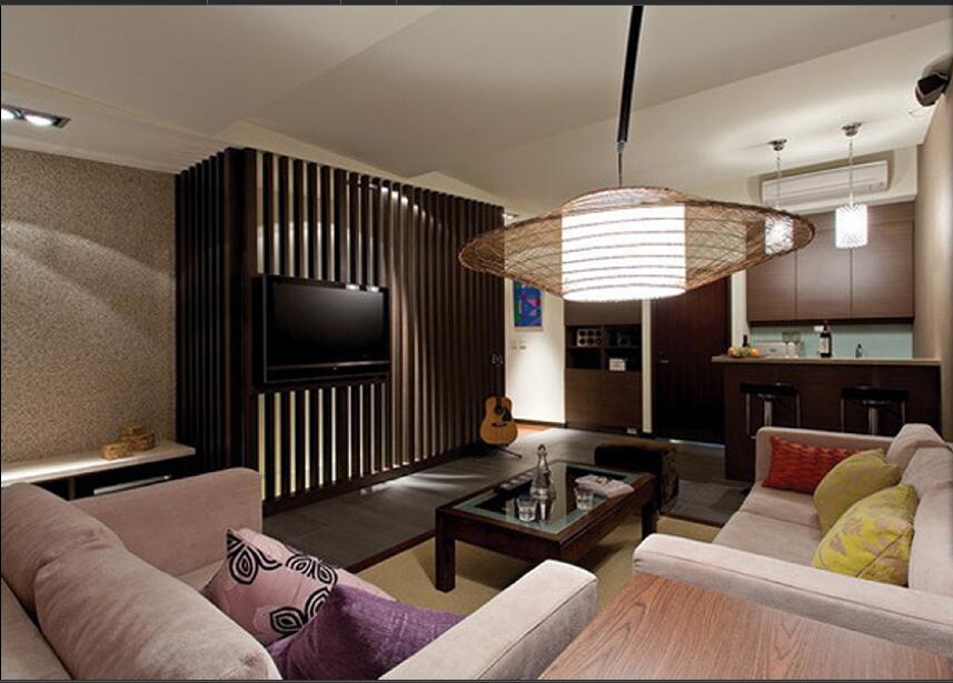 赤峰永巨北小区客厅创意落地灯开放式吧台木条电视墙转角沙发效果图